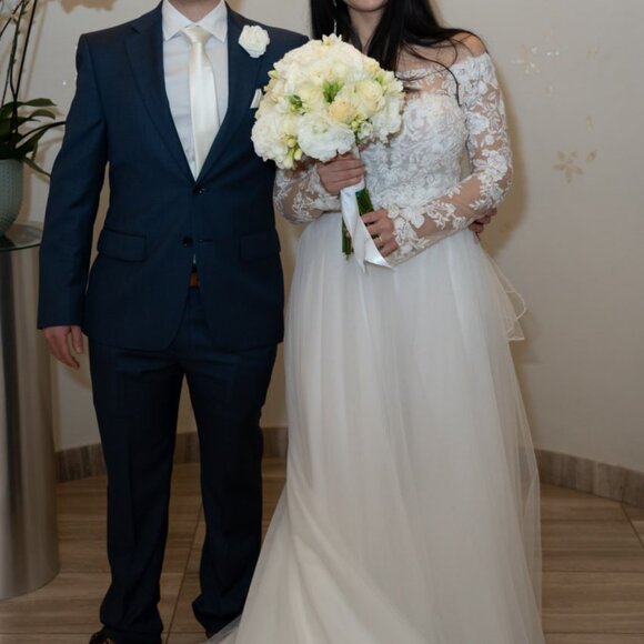 Wedding dress - Mori Lee size 8 - Picture 3 of 4